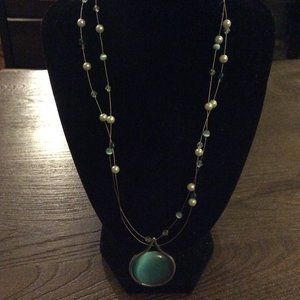 👗5/$25 - Blue/White Beaded Necklaces x2